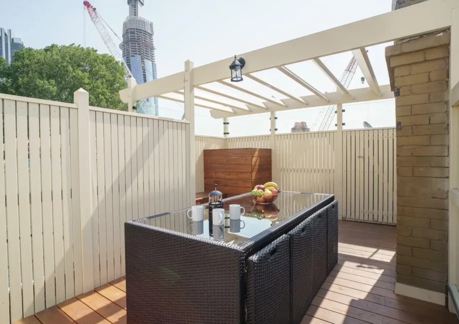 Heritage Protected Waterside Workmans Flat 3BR #3A